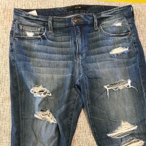 SOLD -Joe’s Jean boyfriend distressed.